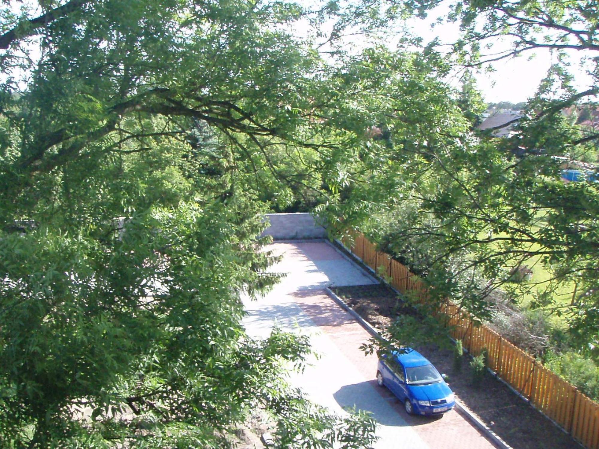 Hotel Rezidence&Wellness Blatov Praga Esterno foto